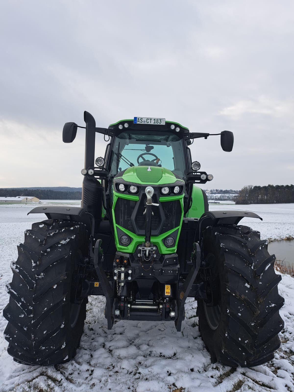 Traktor типа Deutz-Fahr Agrotron 6185 TTV, Gebrauchtmaschine в Amberg (Фотография 4)