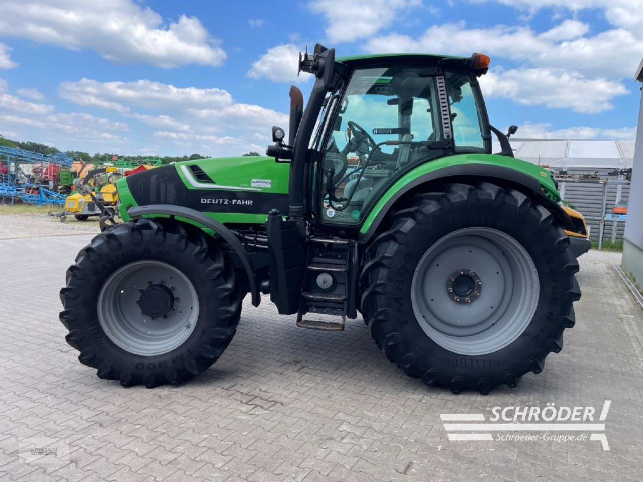 Traktor des Typs Deutz-Fahr AGROTRON 6190 TTV RTK, Gebrauchtmaschine in Wildeshausen (Bild 4)