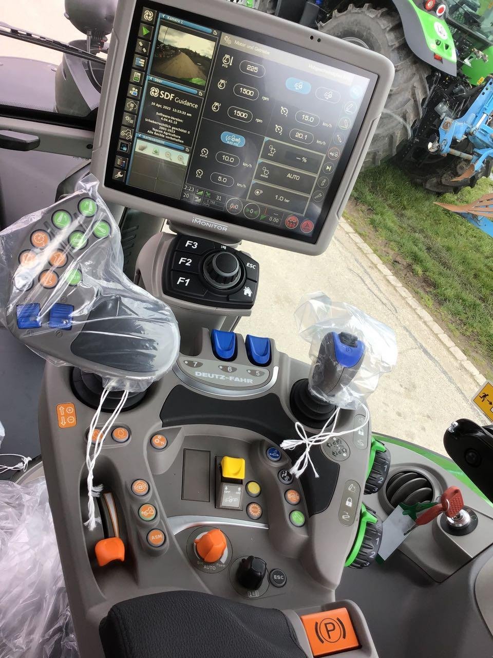 Traktor typu Deutz-Fahr Agrotron 6190 TTV (Stage V), Neumaschine w Burgbernheim (Zdjęcie 12)