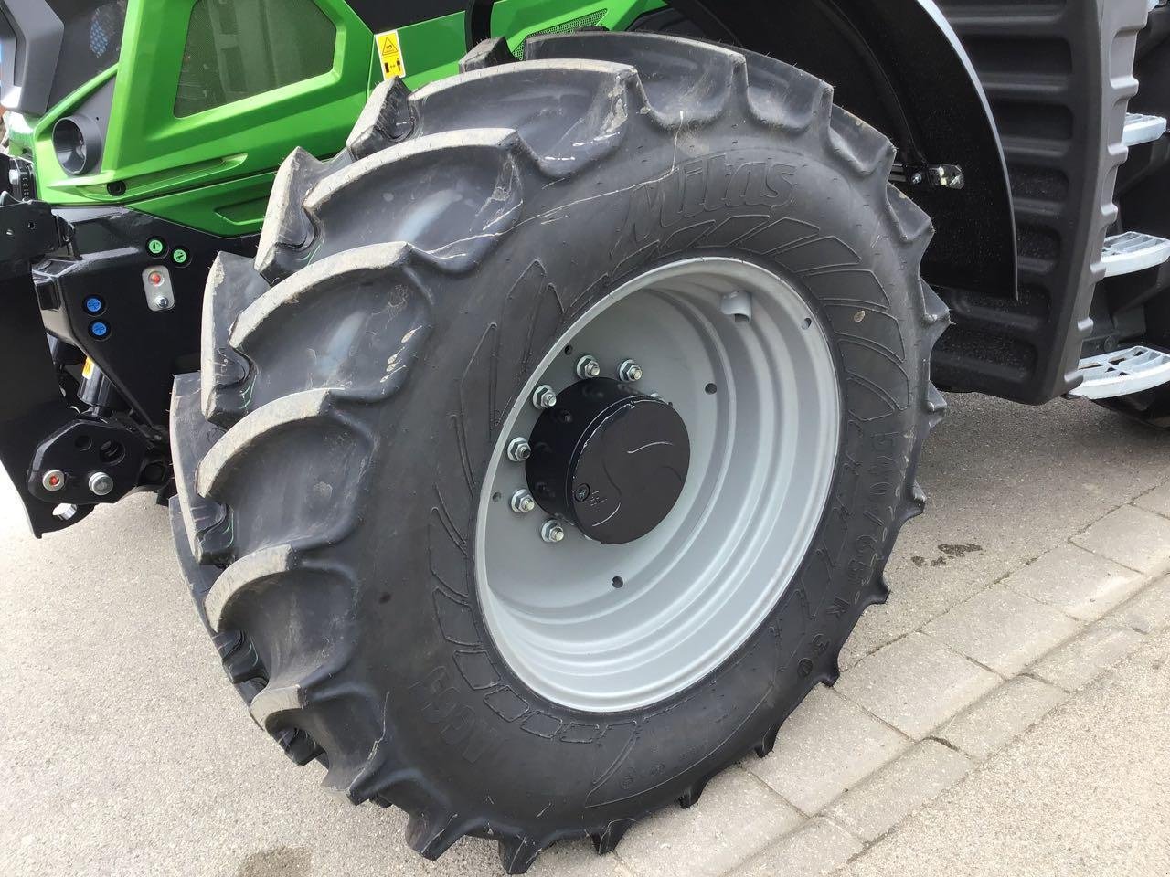 Traktor typu Deutz-Fahr Agrotron 6190 TTV (Stage V), Neumaschine w Burgbernheim (Zdjęcie 17)