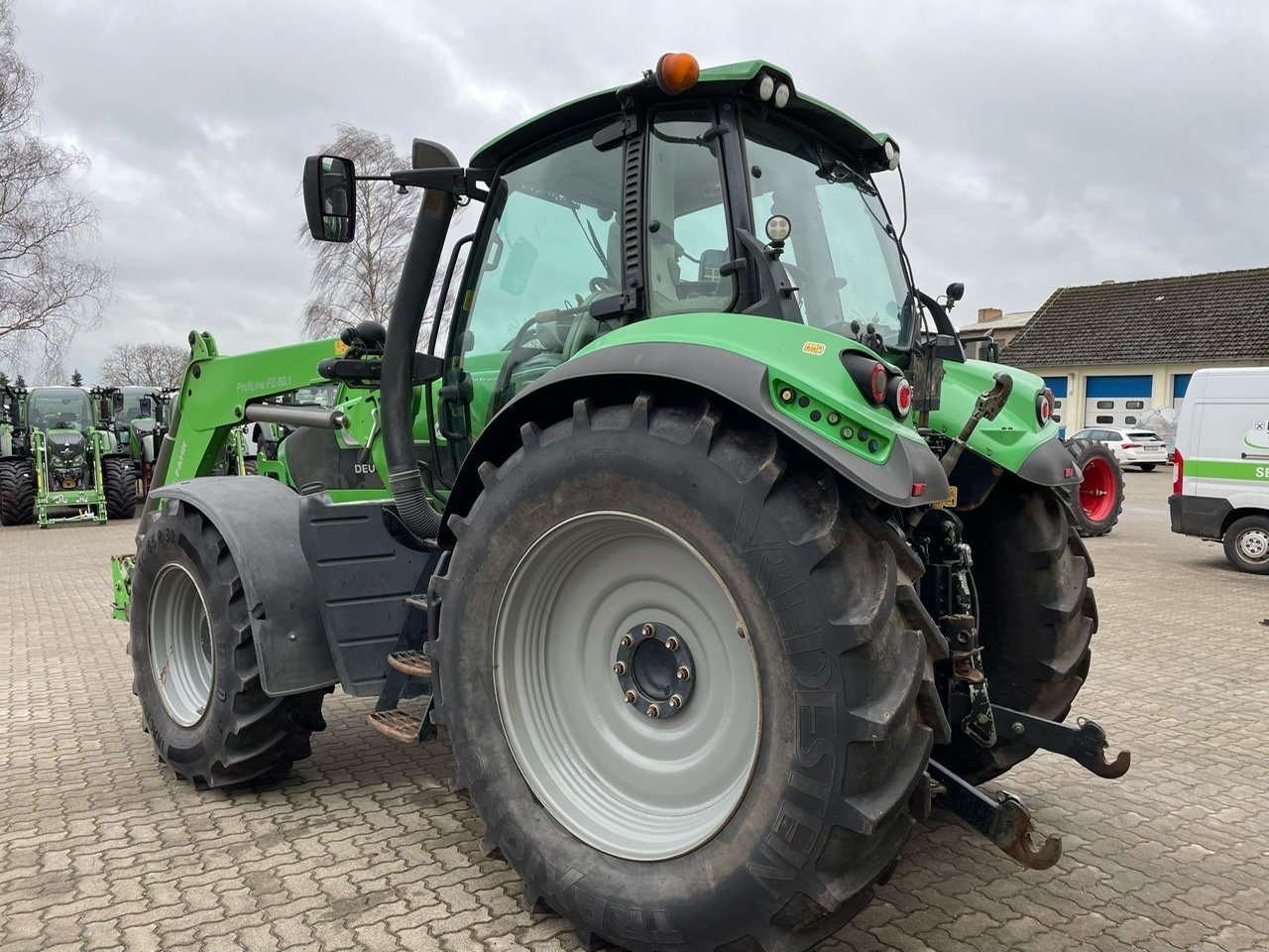 Traktor van het type Deutz-Fahr Agrotron 6190 TTV, Gebrauchtmaschine in Thürkow (Foto 3)