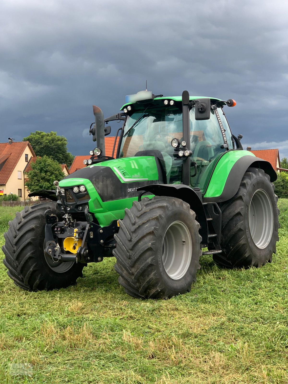 Traktor του τύπου Deutz-Fahr Agrotron 6190 TTV, Gebrauchtmaschine σε Fürth / Burgfarrnbach (Φωτογραφία 1)