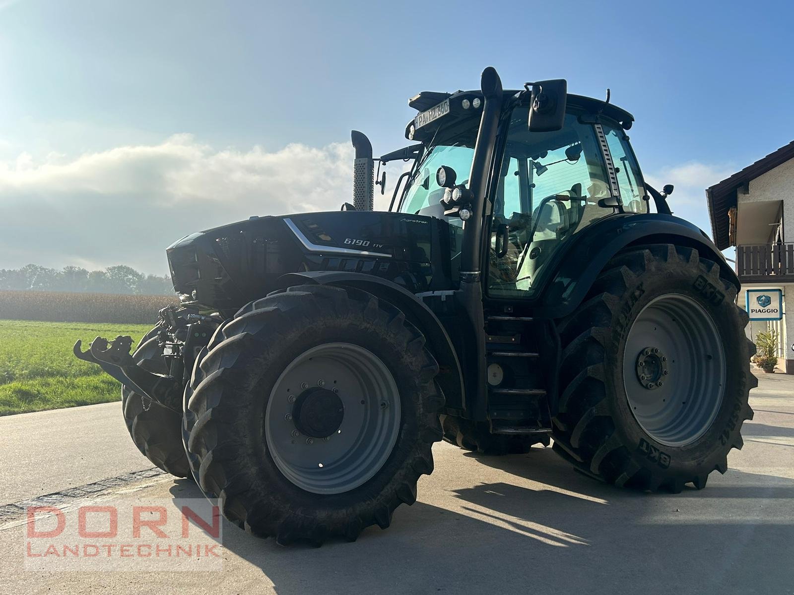 Traktor des Typs Deutz-Fahr Agrotron 6190 TTV, Gebrauchtmaschine in Bruckberg (Bild 1)