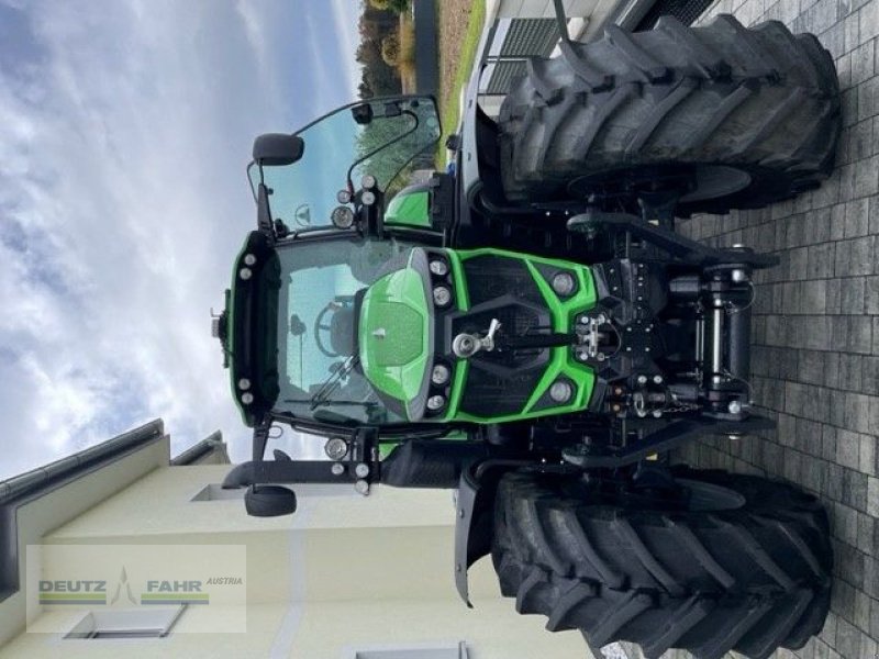 Traktor of the type Deutz-Fahr Agrotron 6190 TTV, Vorführmaschine in Wien (Picture 2)