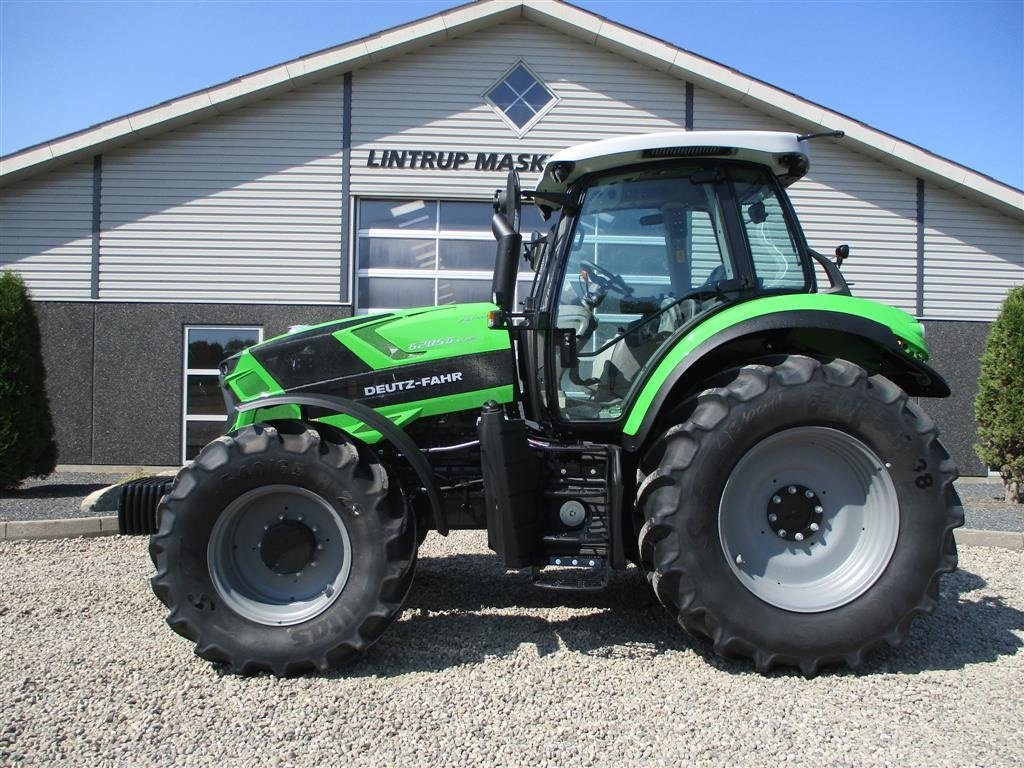 Traktor of the type Deutz-Fahr Agrotron 6205G Ikke til Danmark. New and Unused tractor, Gebrauchtmaschine in Lintrup (Picture 3)