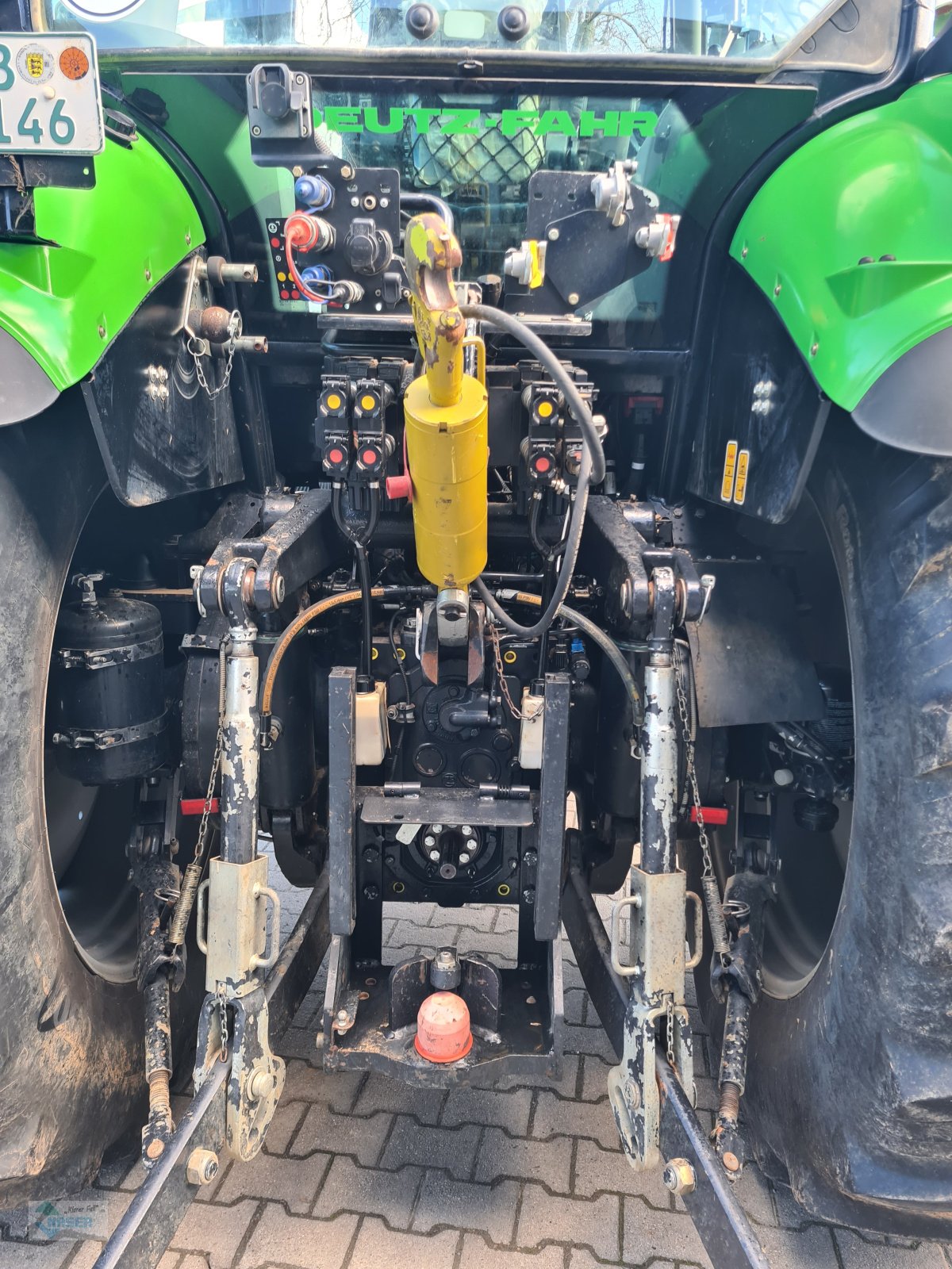 Traktor Türe ait Deutz-Fahr Agrotron 6210 C-Shift, Gebrauchtmaschine içinde Creglingen (resim 12)