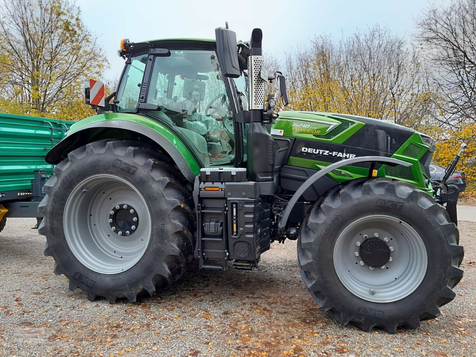 Traktor του τύπου Deutz-Fahr Agrotron 6210 TTV Warrior, Neumaschine σε Langerringen (Φωτογραφία 1)