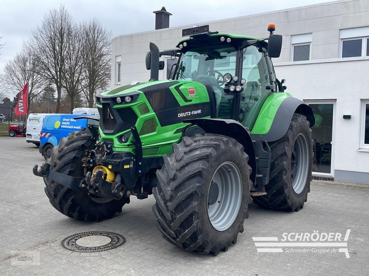 Traktor от тип Deutz-Fahr AGROTRON 6215 TTV RTK, Gebrauchtmaschine в Westerstede (Снимка 2)