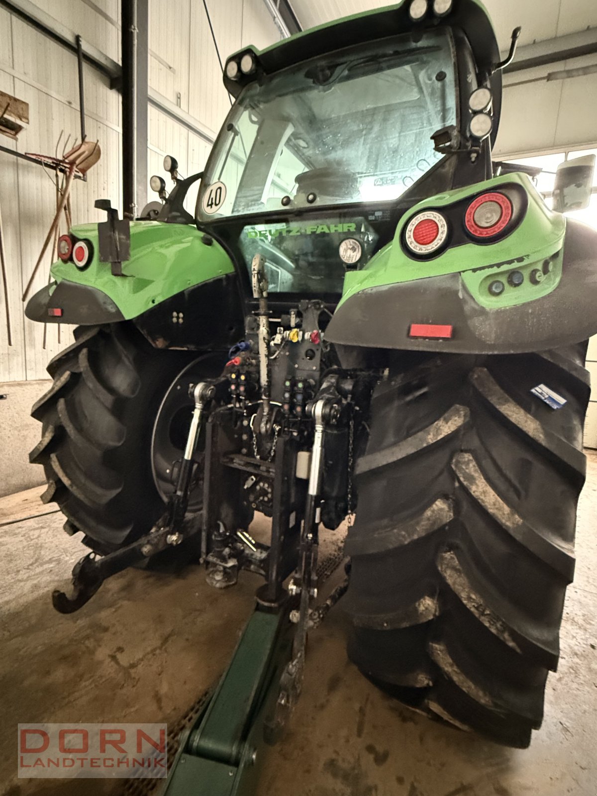 Traktor du type Deutz-Fahr Agrotron 6215 TTV, Gebrauchtmaschine en Bruckberg (Photo 3)