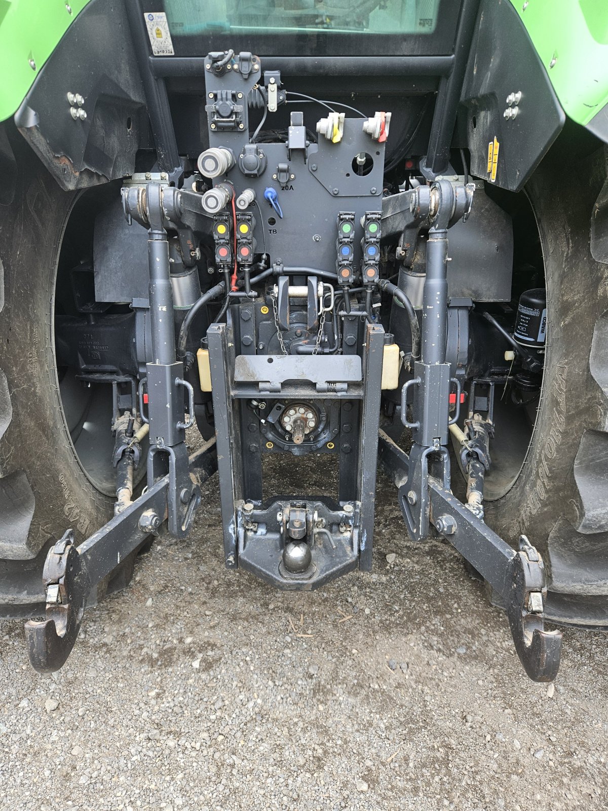 Traktor del tipo Deutz-Fahr Agrotron 6215 TTV, Gebrauchtmaschine en Weißensee (Imagen 3)