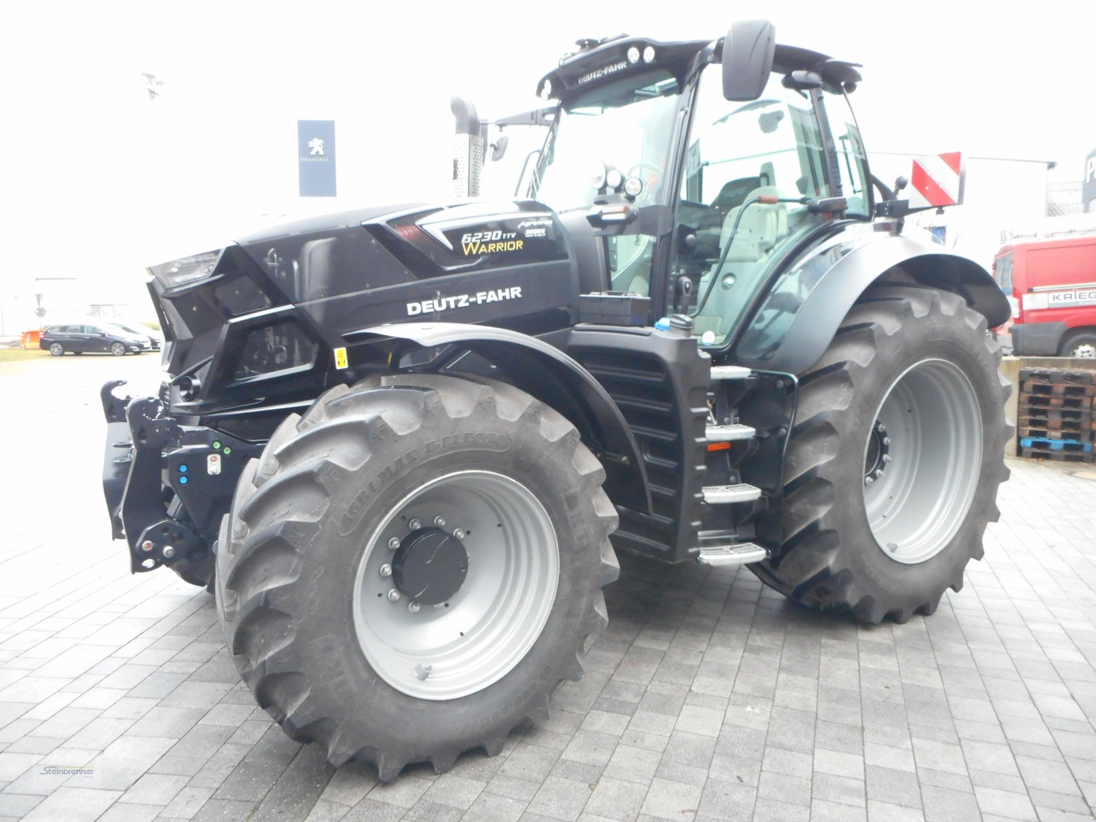 Traktor типа Deutz-Fahr Agrotron 6230 TTV Warrior, Gebrauchtmaschine в Wörnitz (Фотография 1)