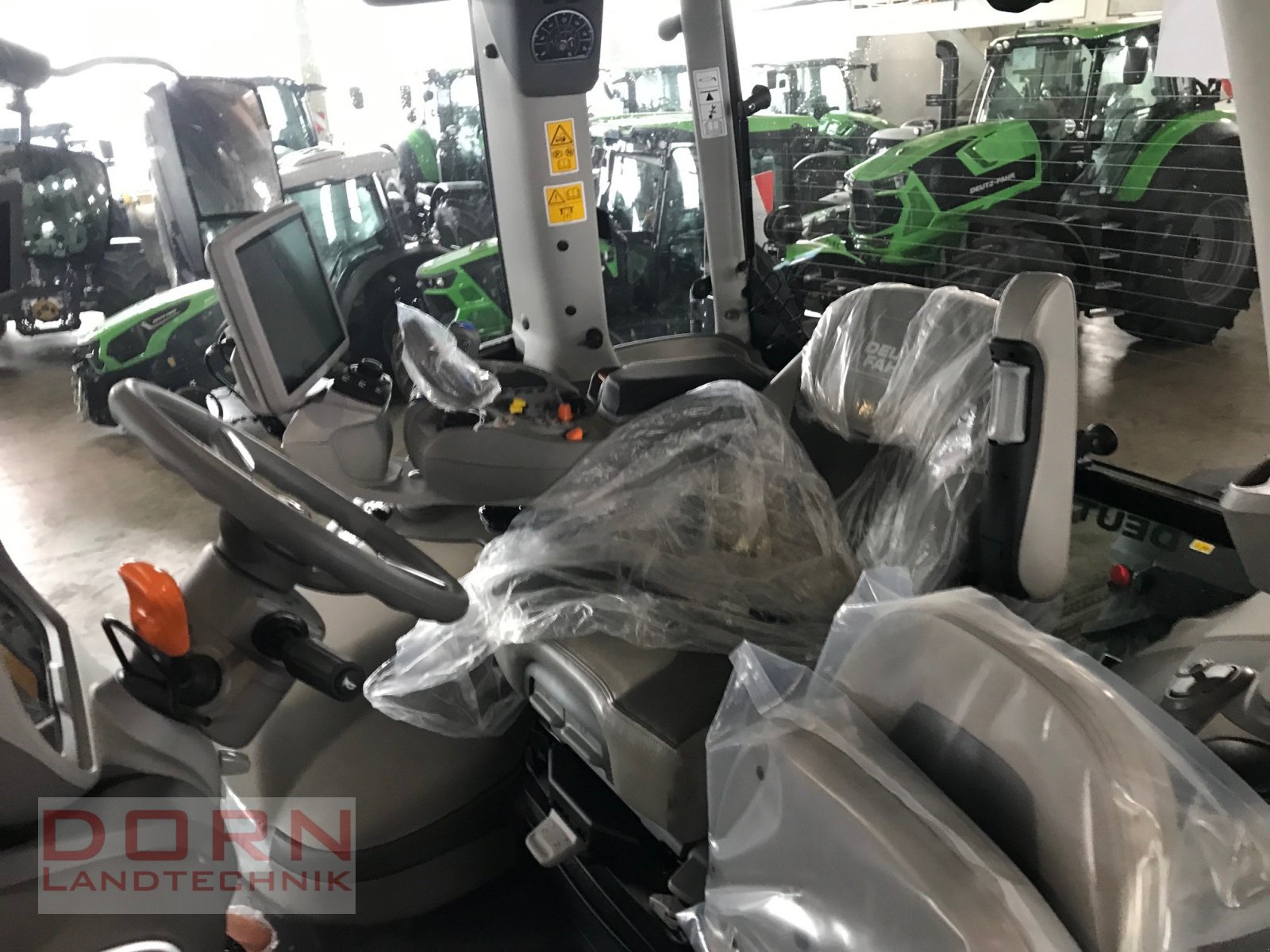 Traktor a típus Deutz-Fahr Agrotron 6230 TTV, Neumaschine ekkor: Bruckberg (Kép 4)