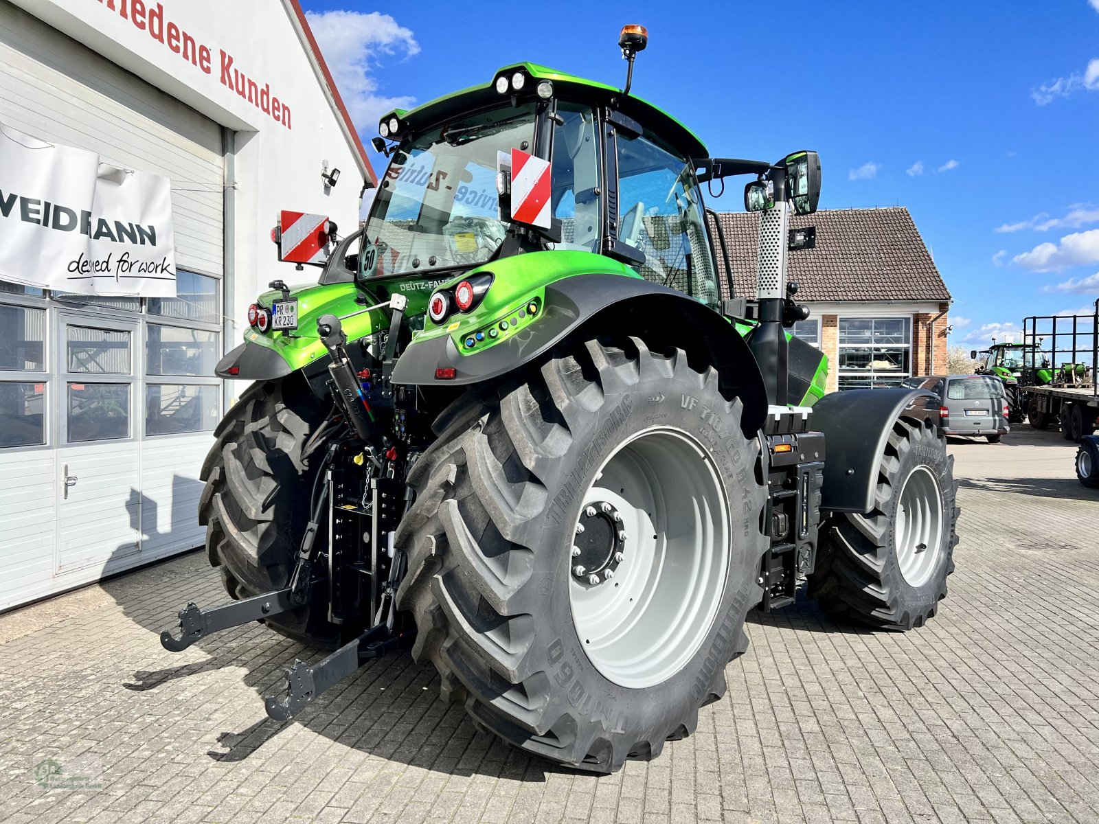 Traktor van het type Deutz-Fahr Agrotron 6230 TTV, Neumaschine in Karstädt (Foto 5)