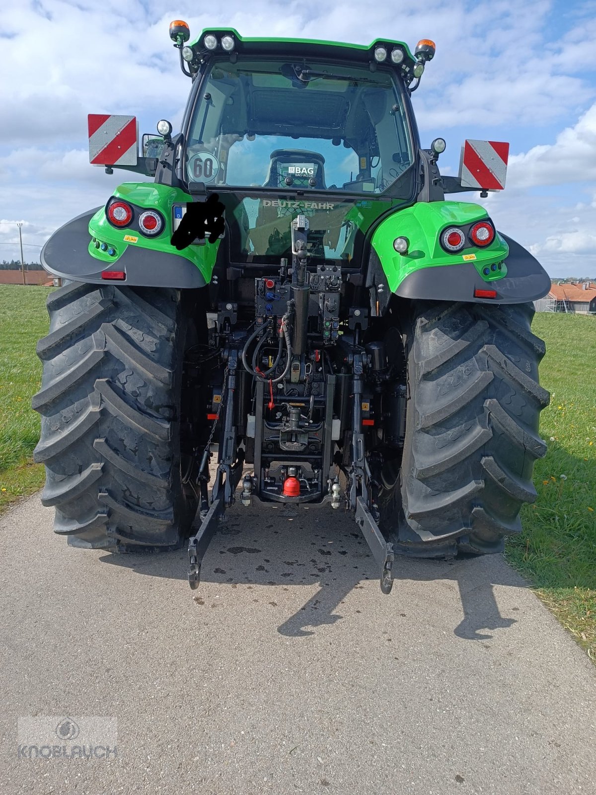 Traktor van het type Deutz-Fahr Agrotron 7250 TTV Warrior, Gebrauchtmaschine in Wangen (Foto 5)