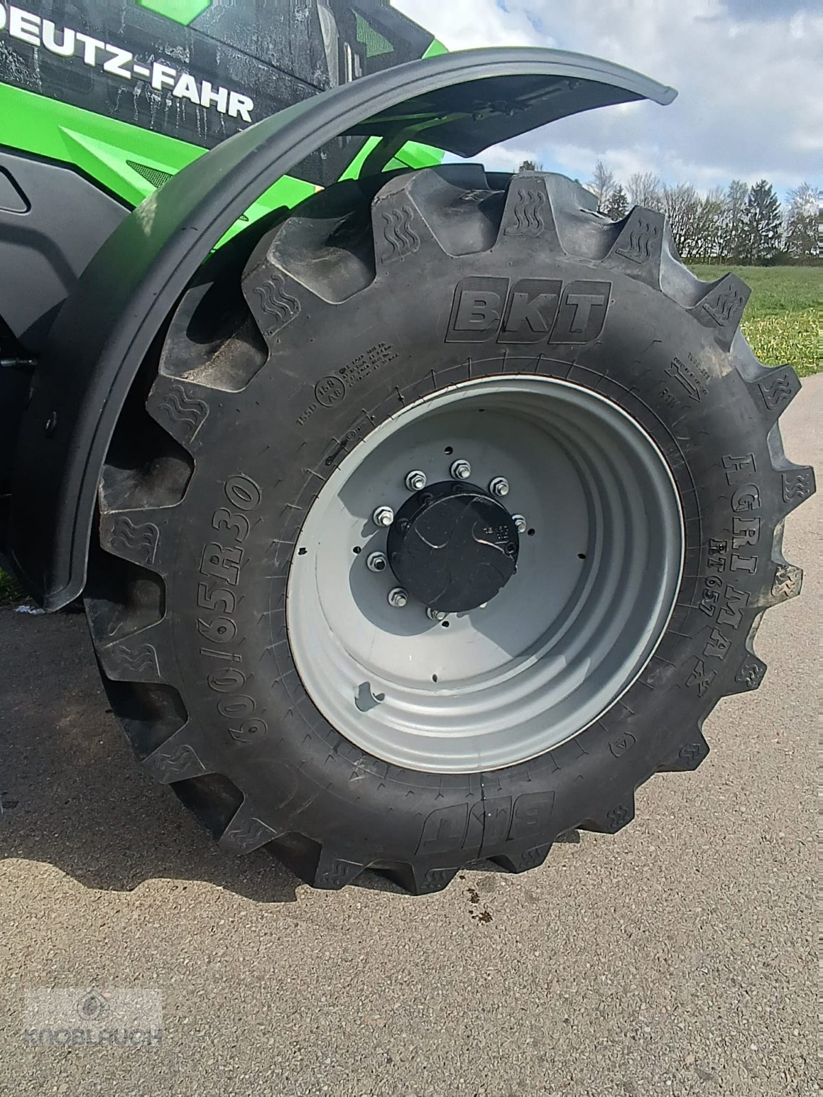 Traktor of the type Deutz-Fahr Agrotron 7250 TTV Warrior, Gebrauchtmaschine in Wangen (Picture 11)