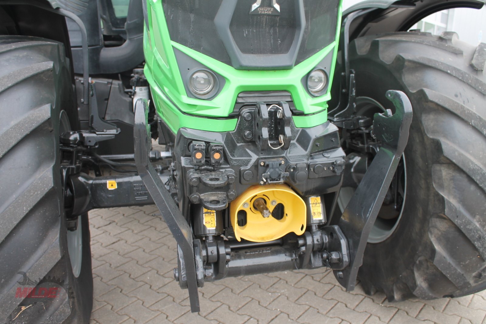 Traktor του τύπου Deutz-Fahr Agrotron 7250 TTV Warrior, Gebrauchtmaschine σε Gebenbach (Φωτογραφία 4)