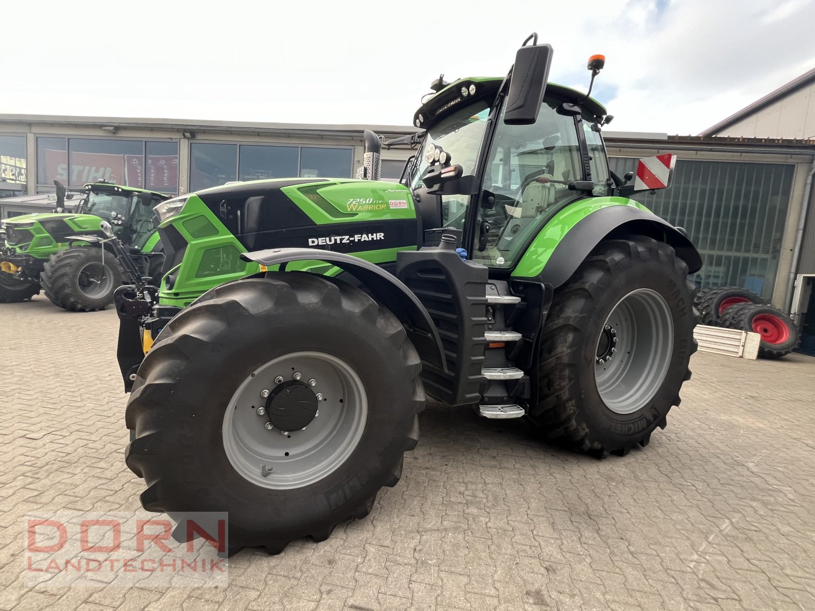 Traktor του τύπου Deutz-Fahr Agrotron 7250 TTV Warrior, Neumaschine σε Bruckberg (Φωτογραφία 3)