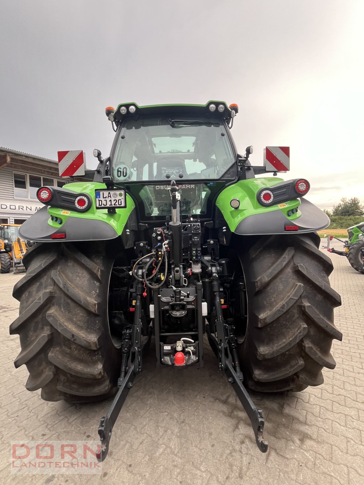 Traktor του τύπου Deutz-Fahr Agrotron 7250 TTV Warrior, Neumaschine σε Bruckberg (Φωτογραφία 5)