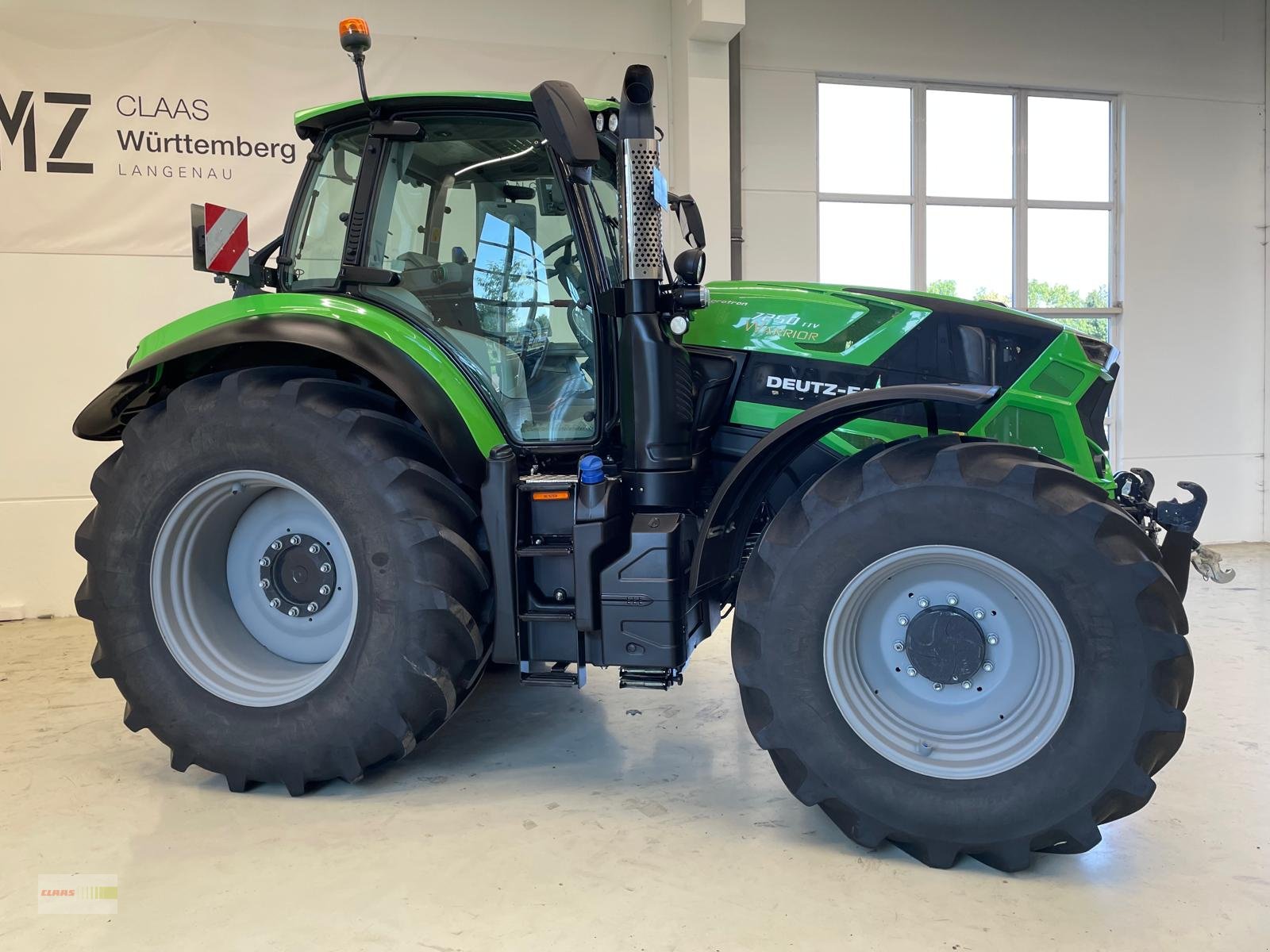 Traktor del tipo Deutz-Fahr Agrotron 7250 TTV Warrior, Gebrauchtmaschine en Langenau (Imagen 1)