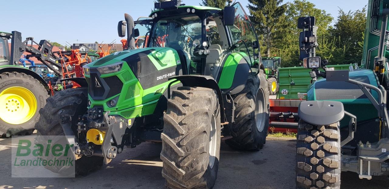 Traktor van het type Deutz-Fahr Agrotron 7250 TTV, Gebrauchtmaschine in OBERNDORF-HOCHMOESSINGEN (Foto 1)