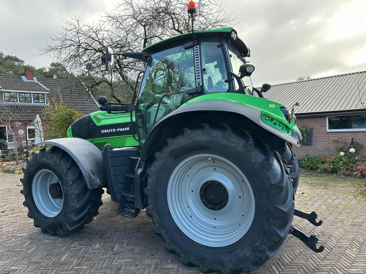 Traktor tipa Deutz-Fahr Agrotron 7250 ttv, Gebrauchtmaschine u Haarle (Slika 1)