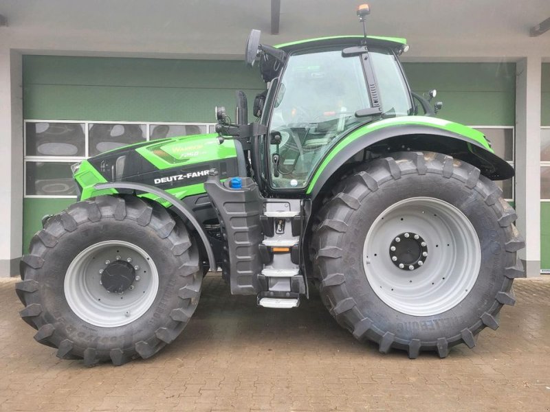 Traktor типа Deutz-Fahr Agrotron 7250 TTV, Gebrauchtmaschine в Goldburghausen (Фотография 1)