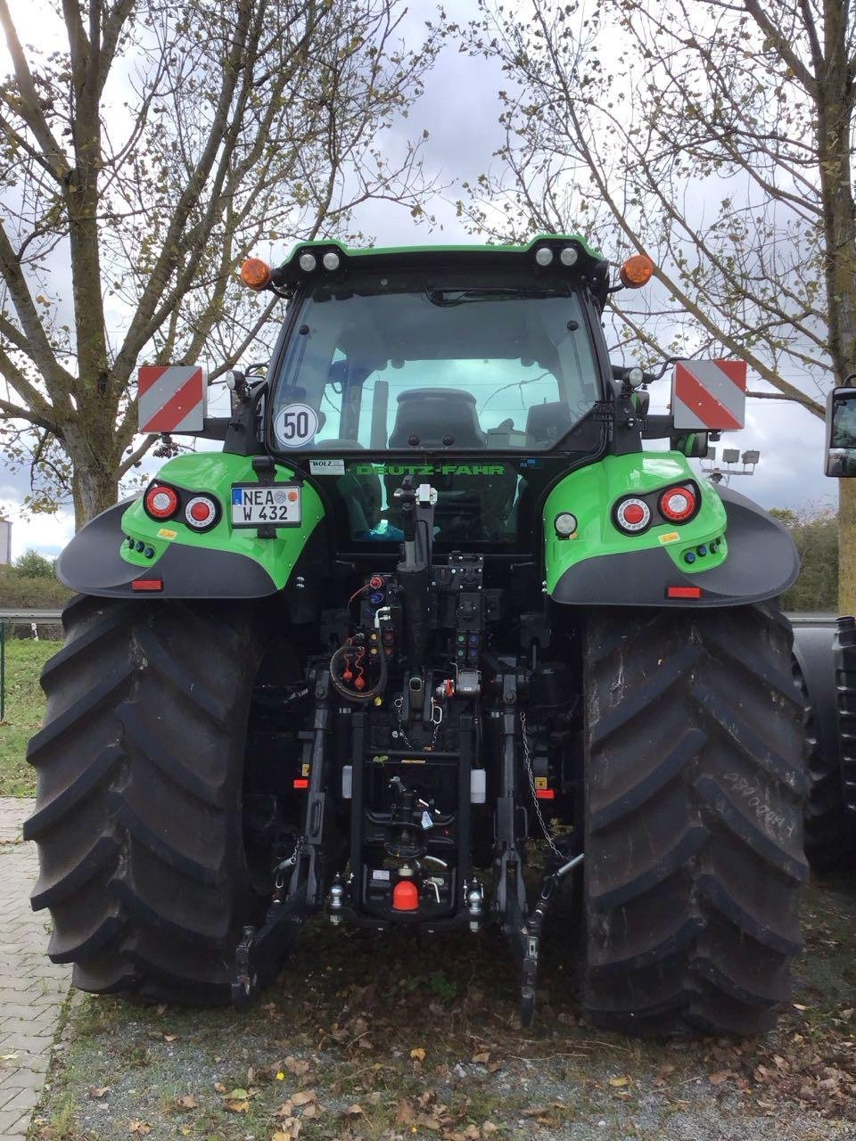 Traktor van het type Deutz-Fahr Agrotron 7250 TTV, Neumaschine in Burgbernheim (Foto 8)