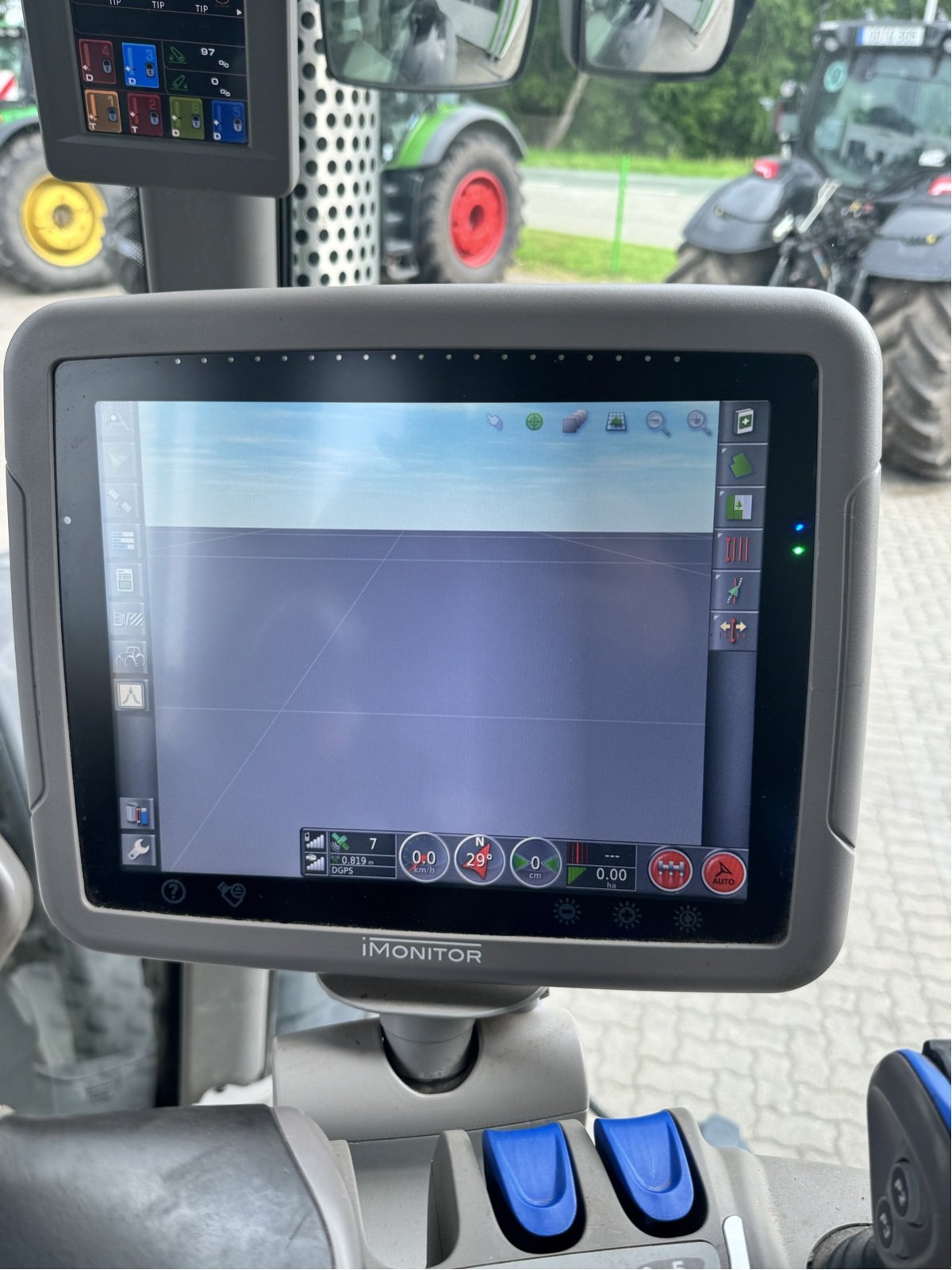 Traktor des Typs Deutz-Fahr Agrotron 7250 TTV, Gebrauchtmaschine in Bützow (Bild 4)