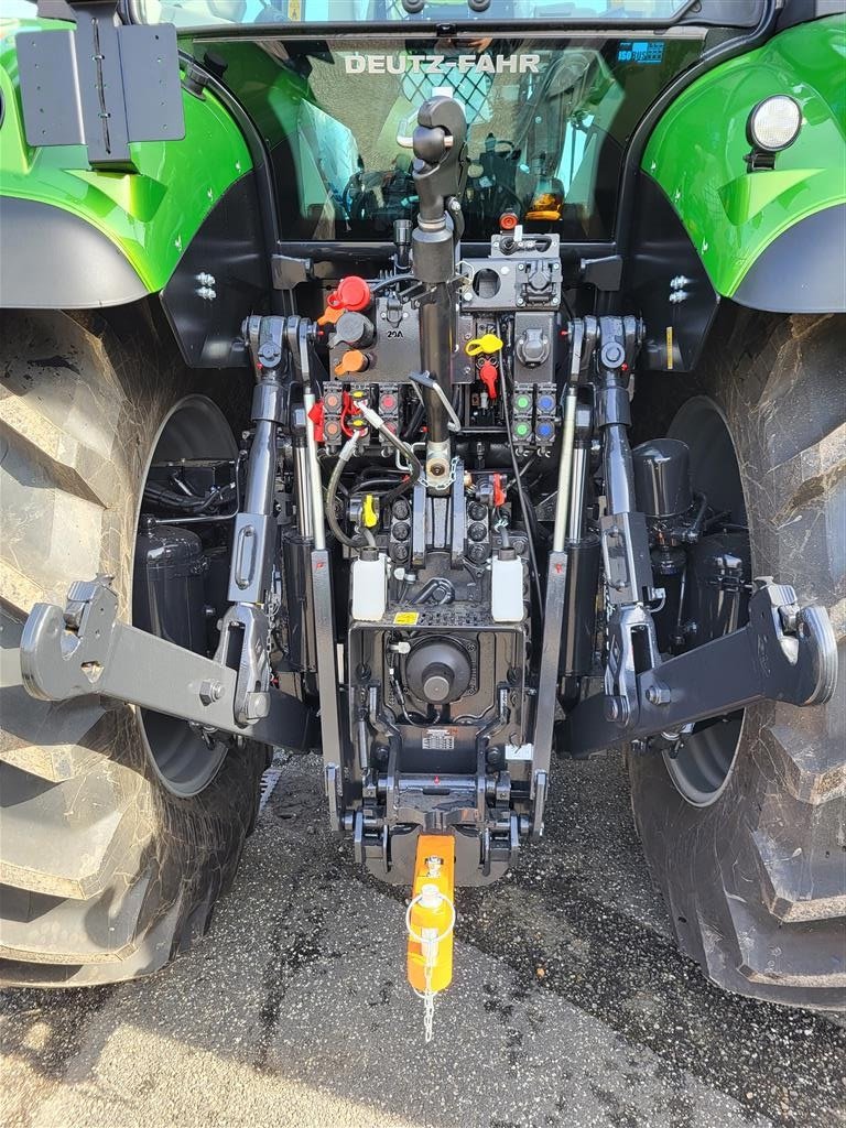 Traktor typu Deutz-Fahr Agrotron 8280 TTV Stage V Java green Warrior, Gebrauchtmaschine w Sabro (Zdjęcie 7)