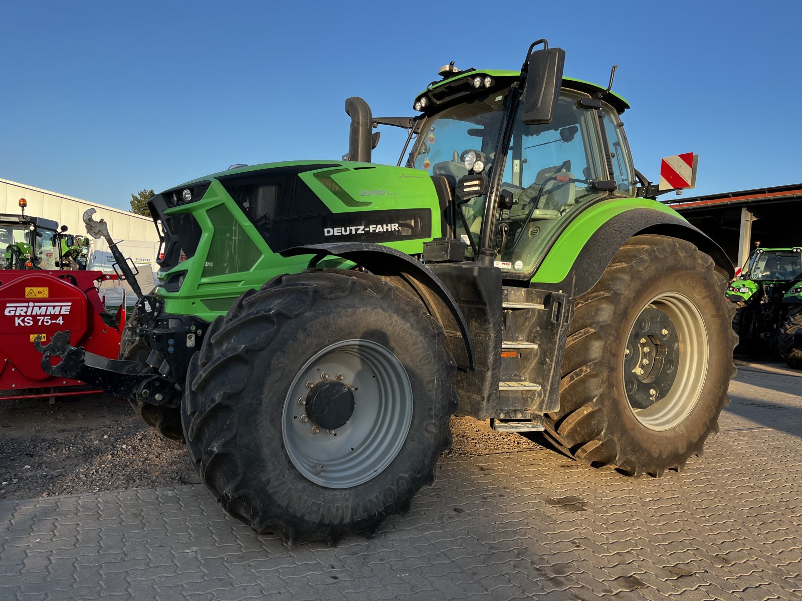 Traktor van het type Deutz-Fahr Agrotron 8280 TTV, Gebrauchtmaschine in Dannstadt-Schauernheim (Foto 1)