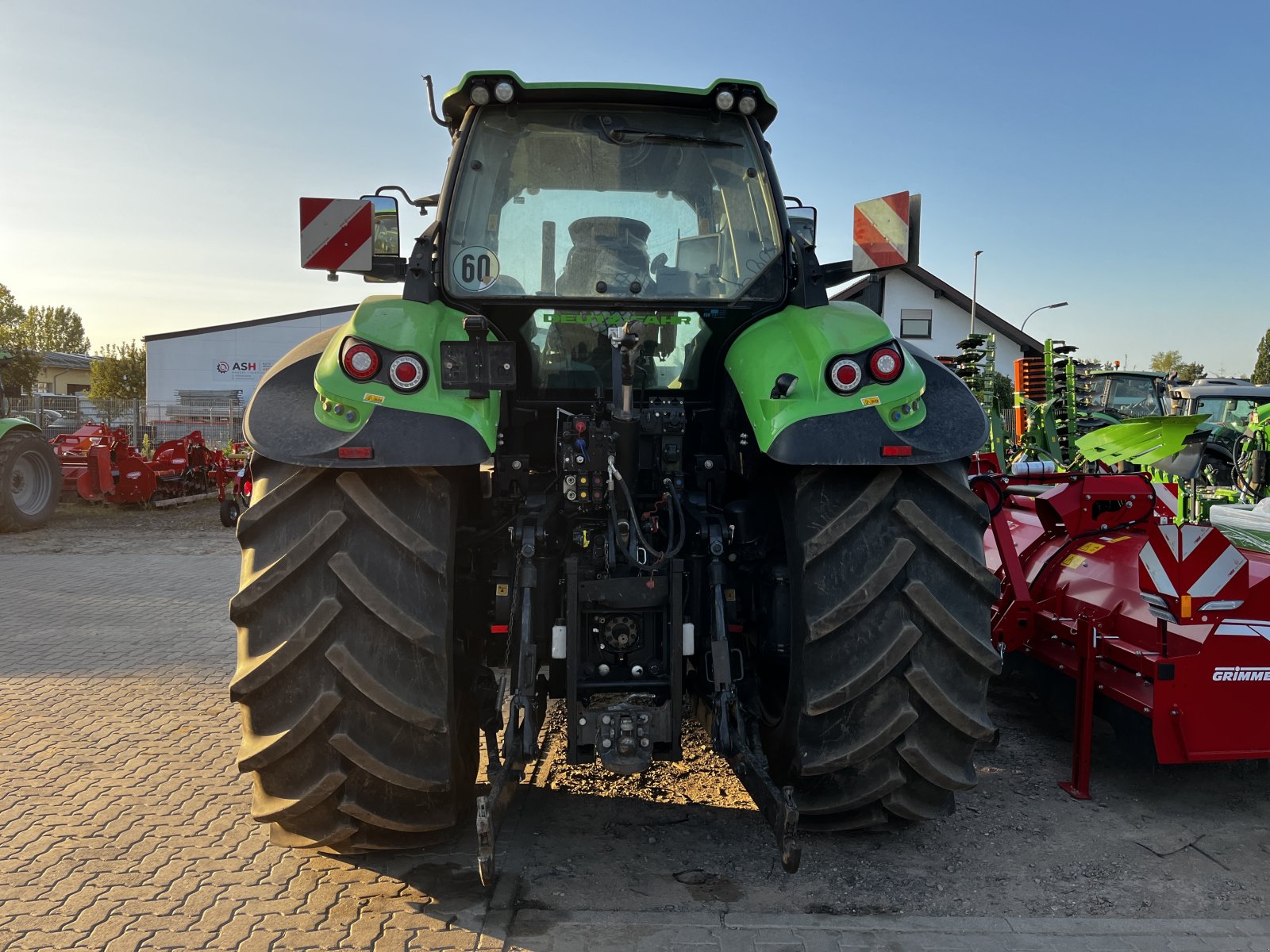 Traktor του τύπου Deutz-Fahr Agrotron 8280 TTV, Gebrauchtmaschine σε Dannstadt-Schauernheim (Φωτογραφία 3)