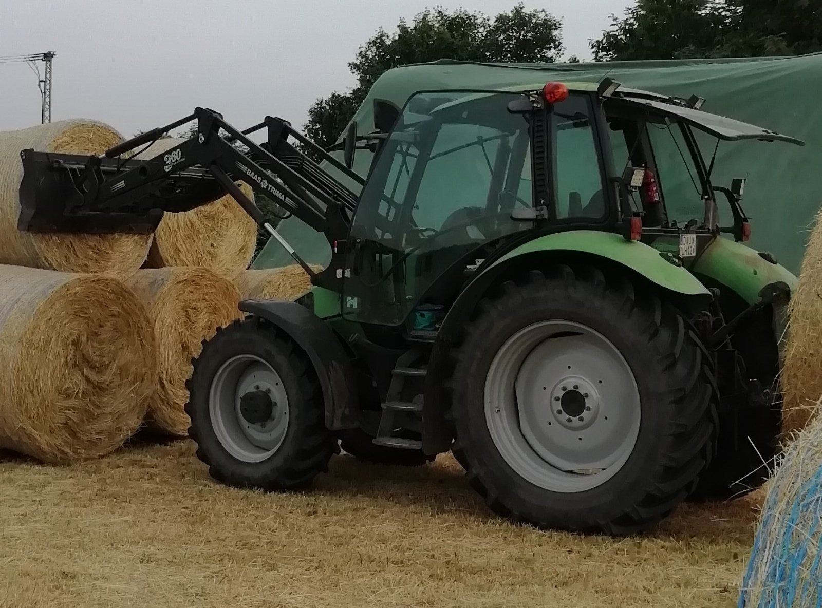 Traktor du type Deutz-Fahr Agrotron 85 MK 2, Gebrauchtmaschine en Mückeln (Photo 1)