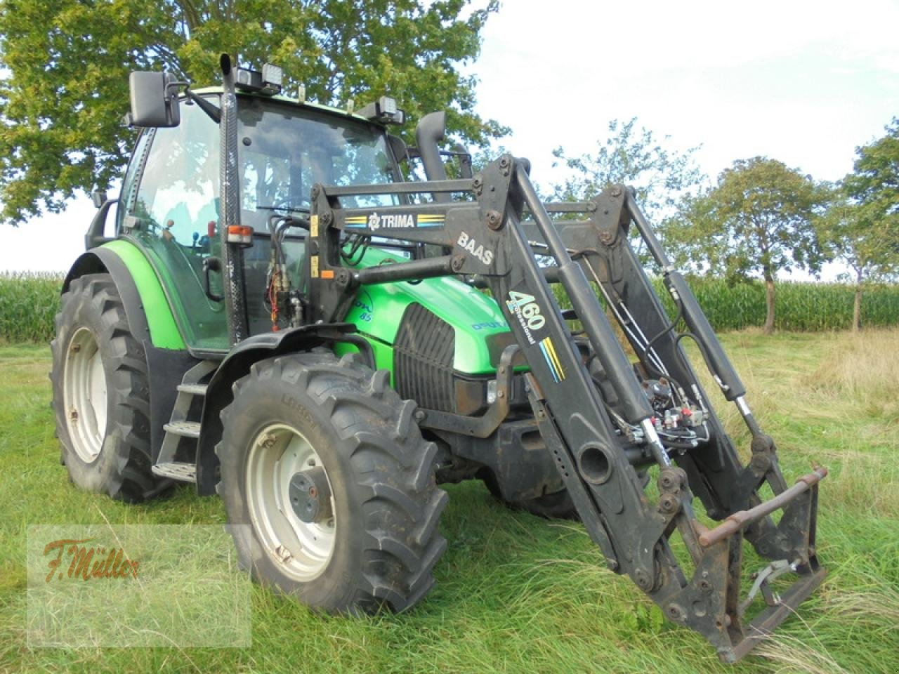 Traktor typu Deutz-Fahr AGROTRON 85 MK1, Gebrauchtmaschine w Taaken (Zdjęcie 1)