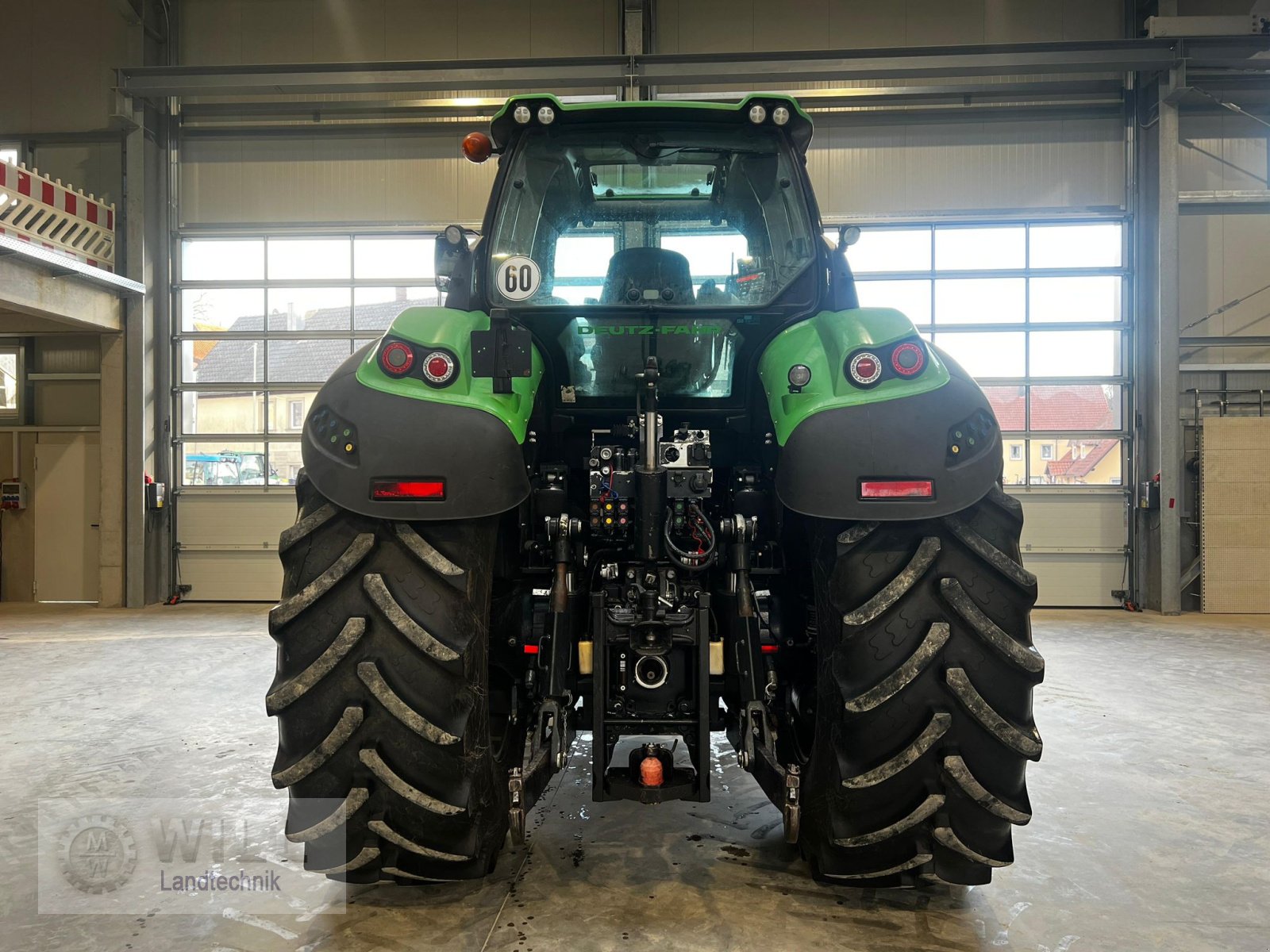 Traktor типа Deutz-Fahr Agrotron 9340 TTV, Gebrauchtmaschine в Rudendorf (Фотография 4)