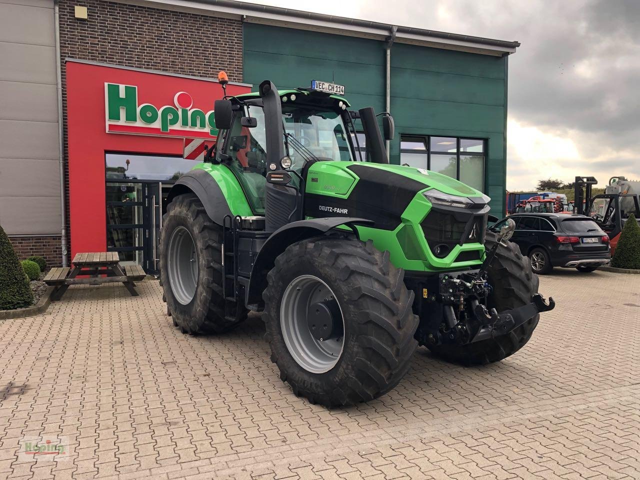 Traktor of the type Deutz-Fahr Agrotron 9340 TTV, Gebrauchtmaschine in Bakum (Picture 1)