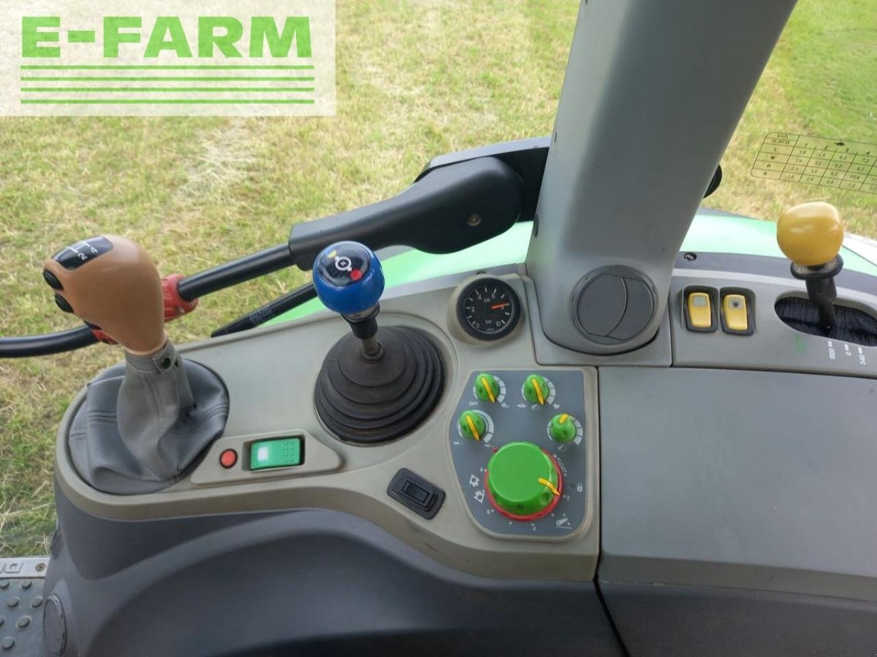 Traktor tip Deutz-Fahr agrotron k 100, Gebrauchtmaschine in SANKT MARIENKIRCHEN BEI SCHÄRDING (Poză 17)