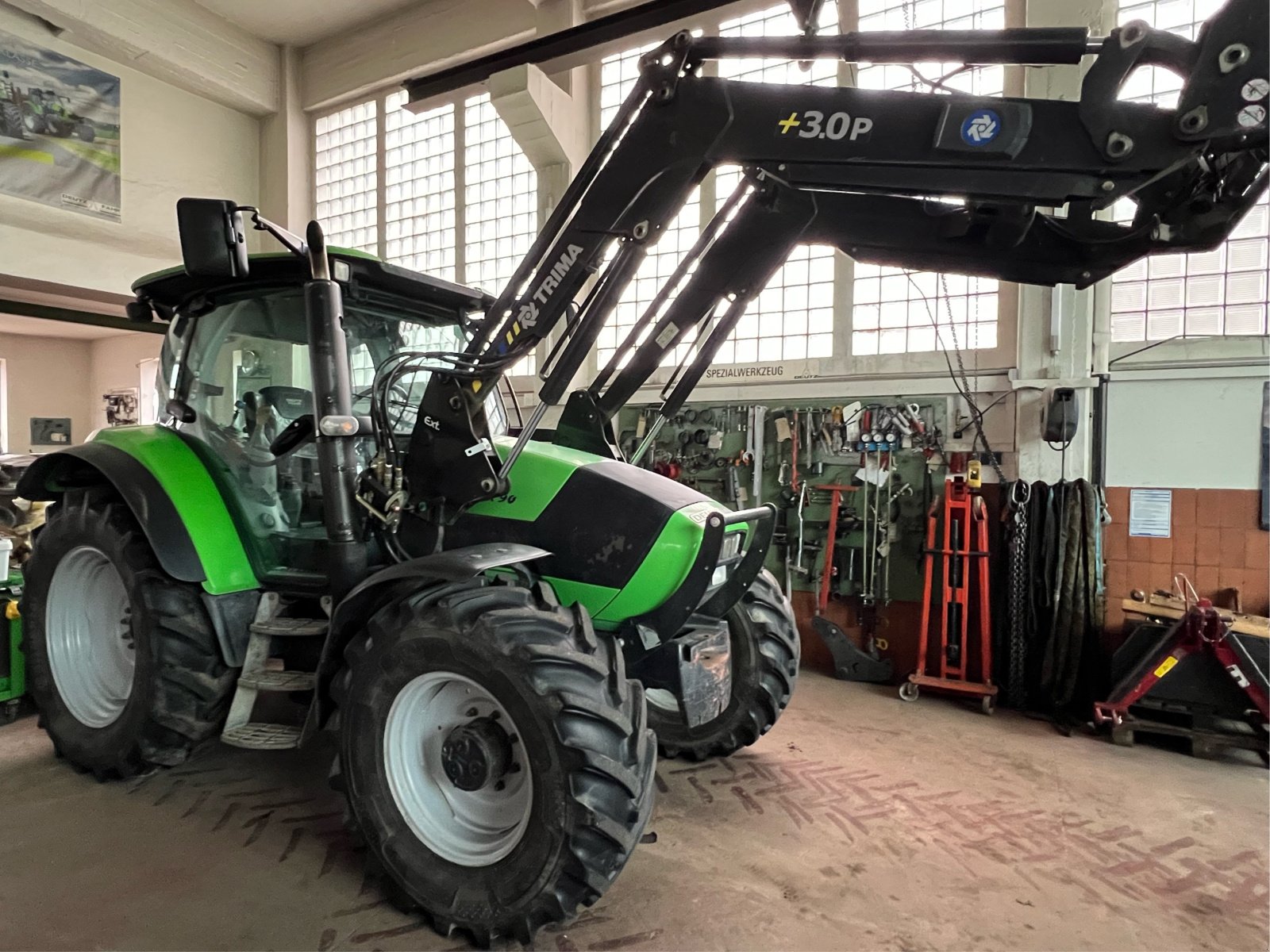 Traktor типа Deutz-Fahr Agrotron K 90, Gebrauchtmaschine в Freising (Фотография 2)