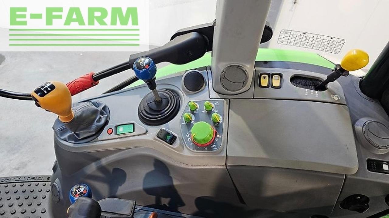 Traktor типа Deutz-Fahr agrotron k420, Gebrauchtmaschine в MORDY (Фотография 4)