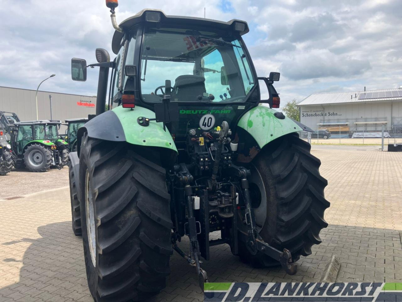 Traktor van het type Deutz-Fahr Agrotron M 620, Gebrauchtmaschine in Neuenhaus (Foto 7)