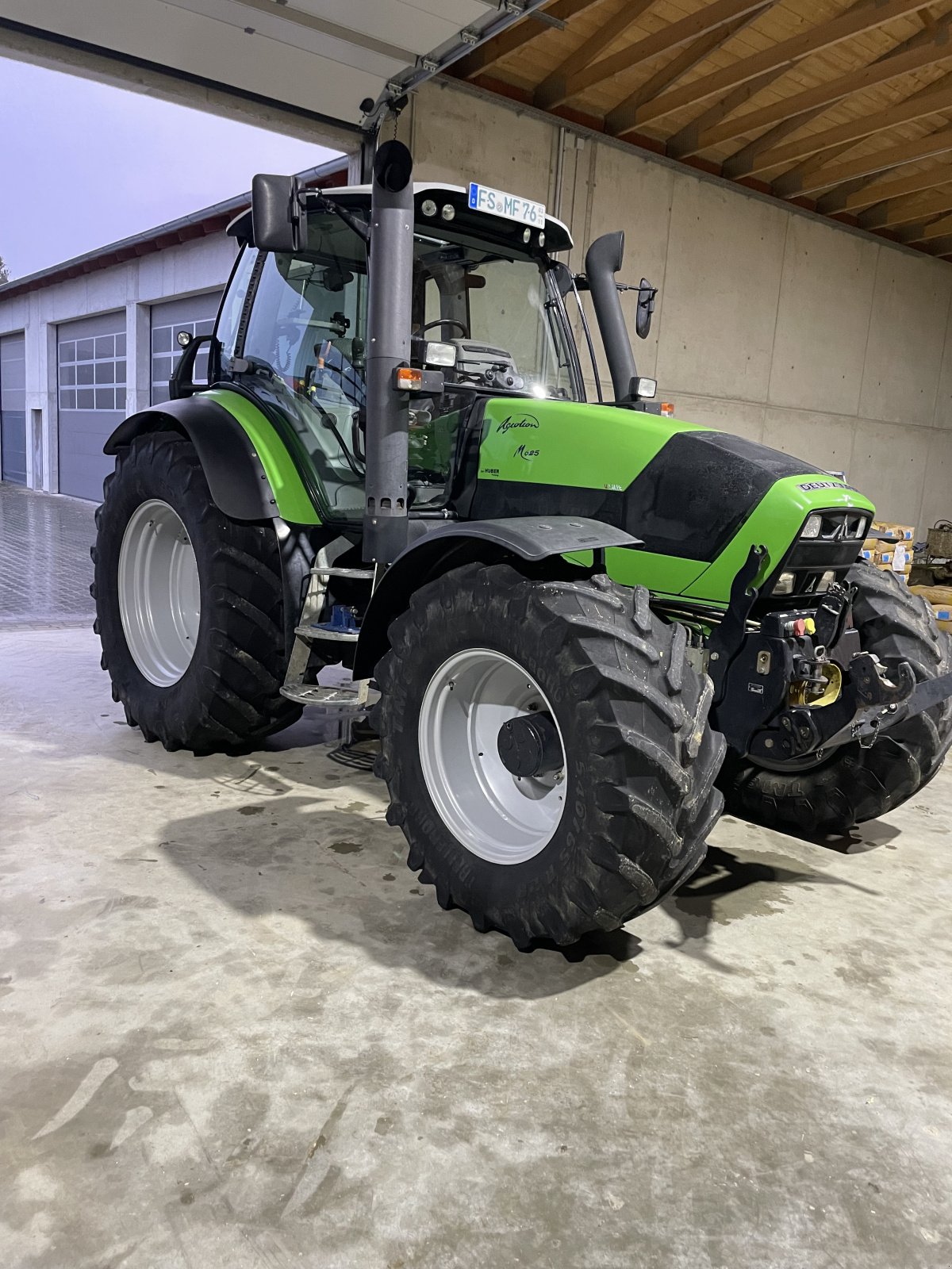 Traktor van het type Deutz-Fahr Agrotron M 625 Profiline, Gebrauchtmaschine in Attenkirchen (Foto 1)