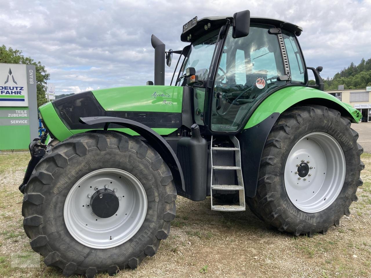 Traktor of the type Deutz-Fahr Agrotron M 650 Profiline, Gebrauchtmaschine in Beilngries (Picture 2)