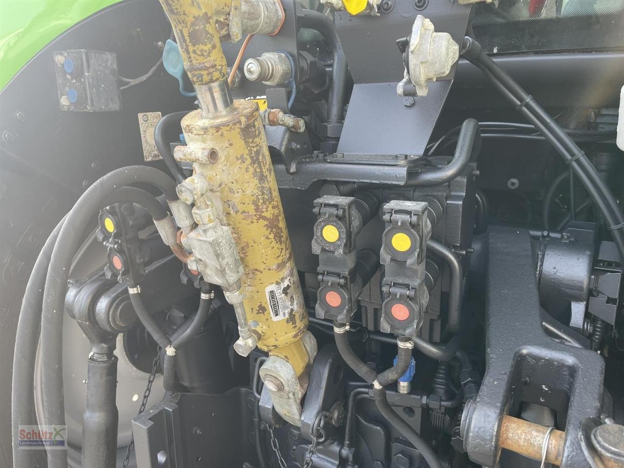 Traktor tip Deutz-Fahr Agrotron M410 FZW Motor neu, Gebrauchtmaschine in Schierling (Poză 12)