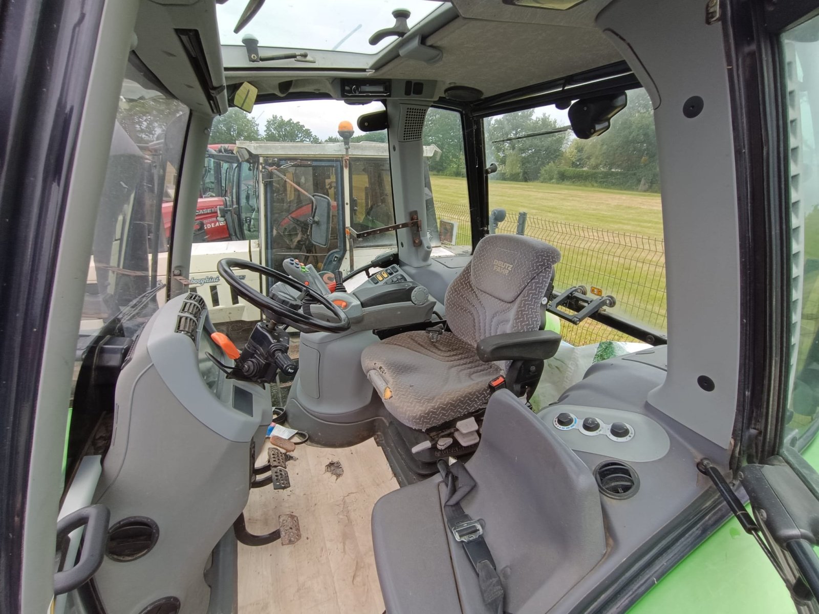 Traktor tipa Deutz-Fahr Agrotron TTV 420, Gebrauchtmaschine u Le Horps (Slika 2)