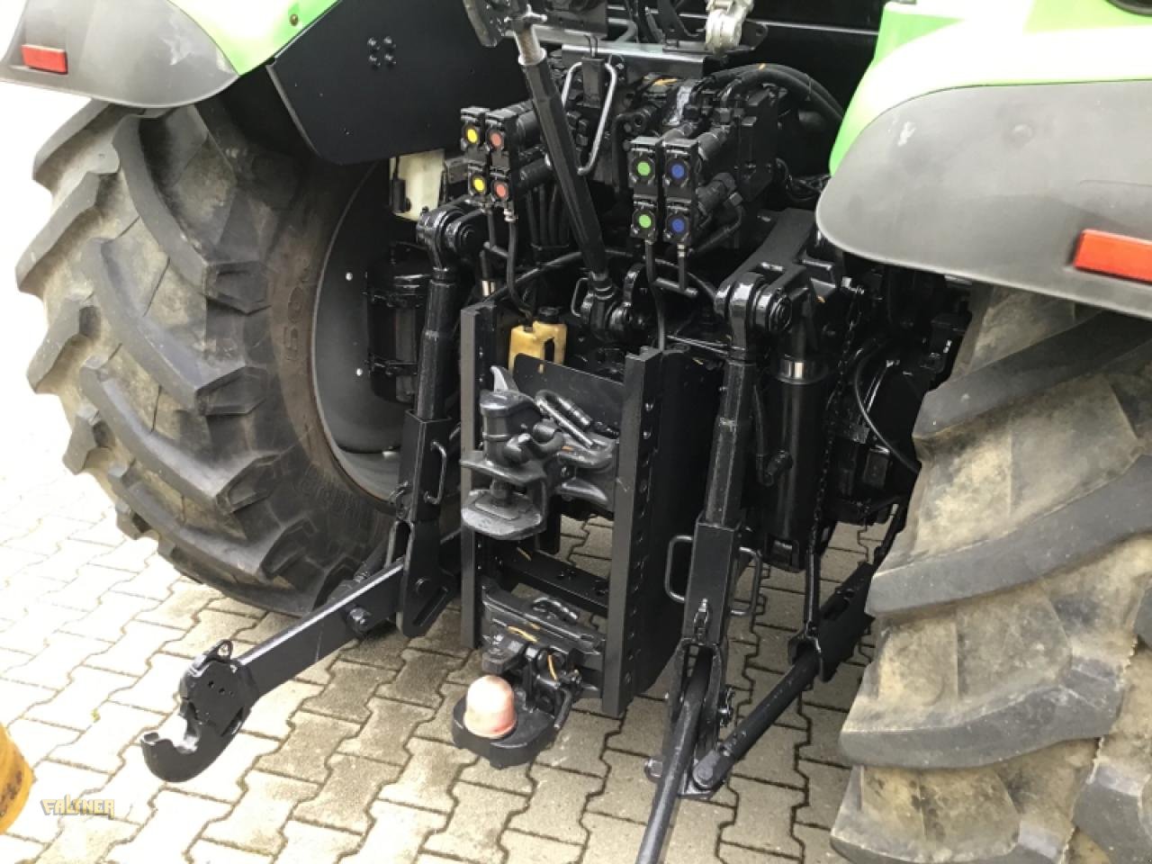 Traktor типа Deutz-Fahr AGROTRON TTV 6130.4, Gebrauchtmaschine в Büchlberg (Фотография 4)