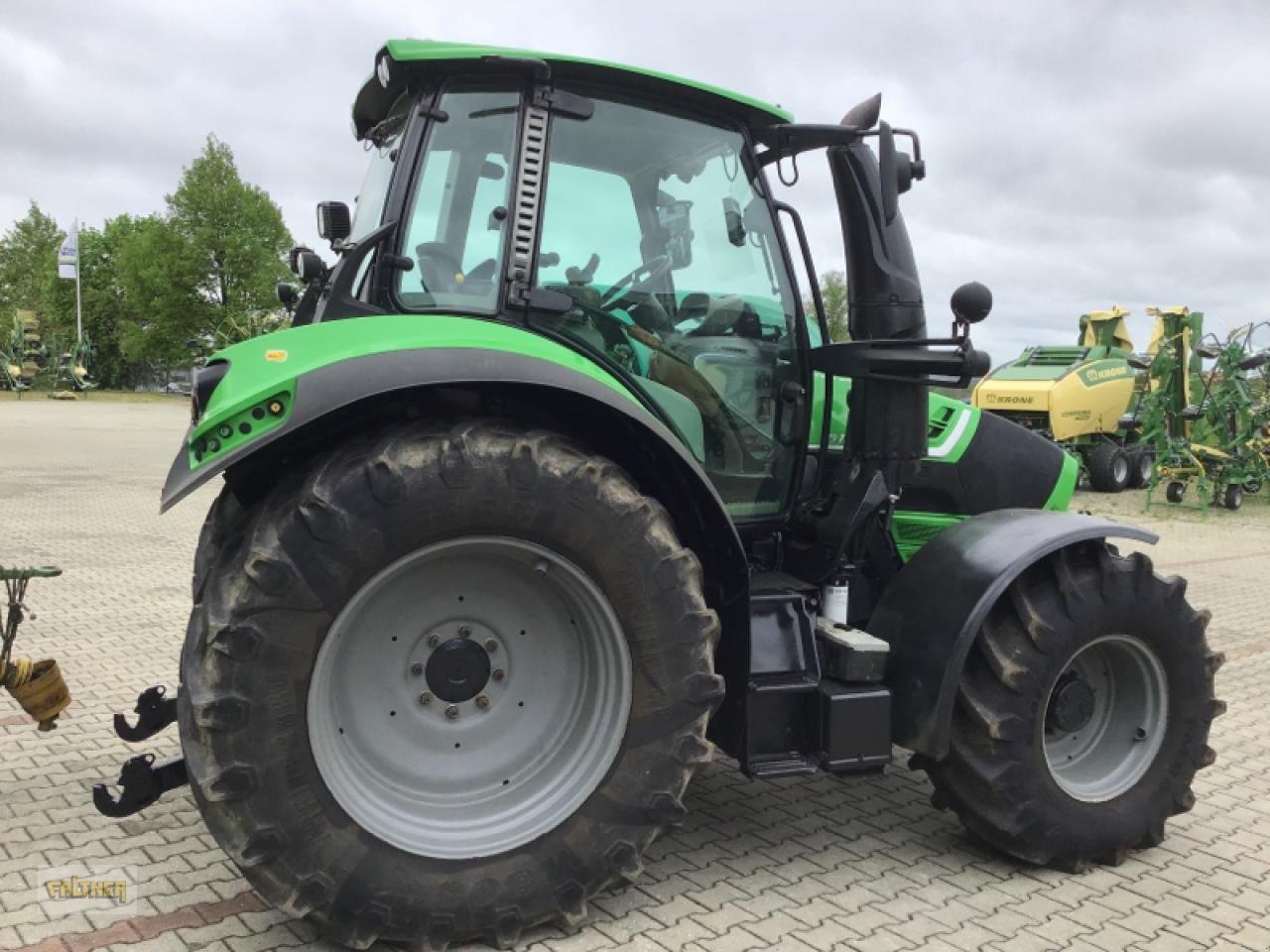 Traktor des Typs Deutz-Fahr AGROTRON TTV 6130.4, Gebrauchtmaschine in Büchlberg (Bild 6)