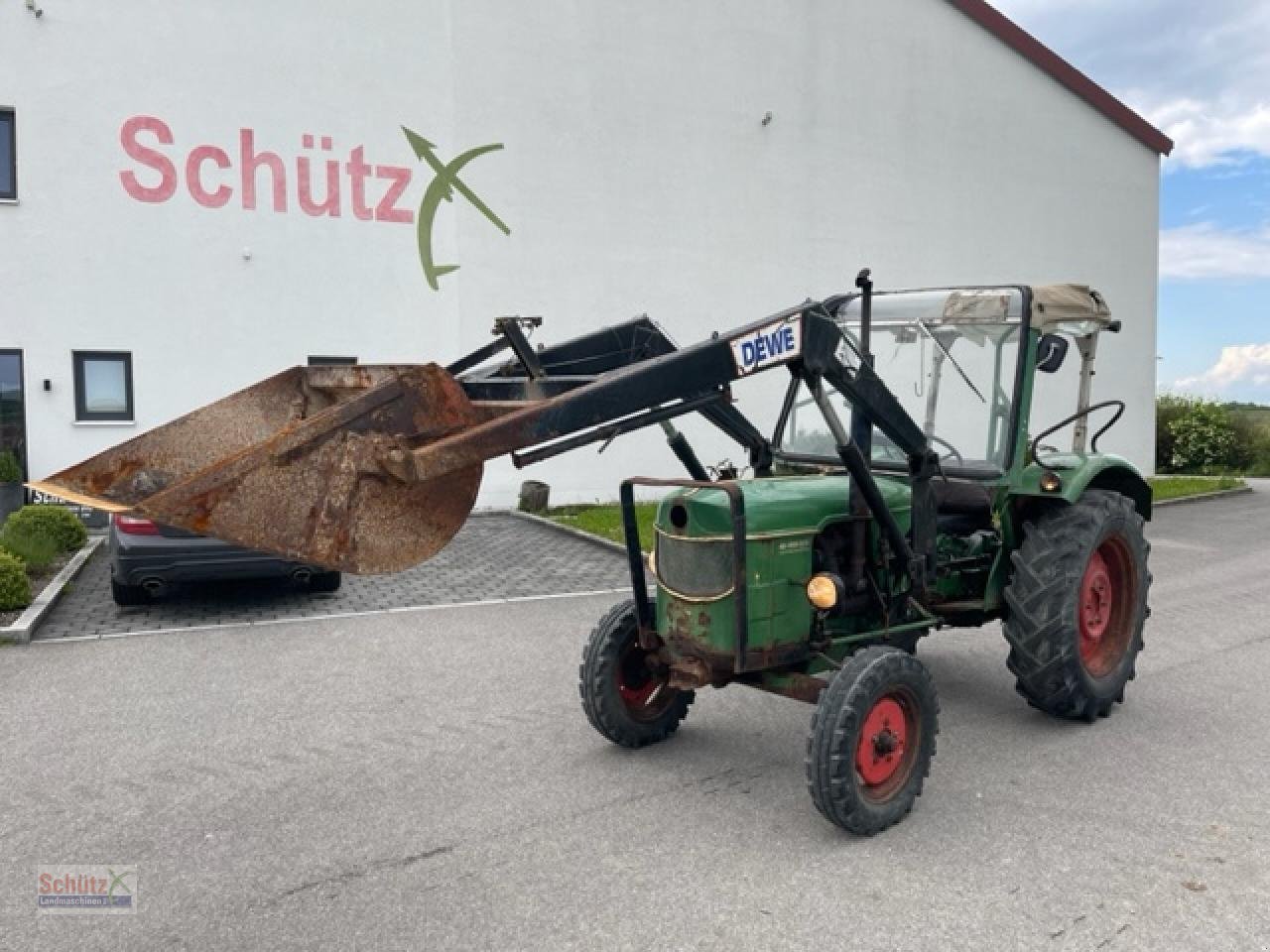 Traktor van het type Deutz-Fahr D 4005 Frontlader Kleintraktor Deutz, Gebrauchtmaschine in Schierling (Foto 2)