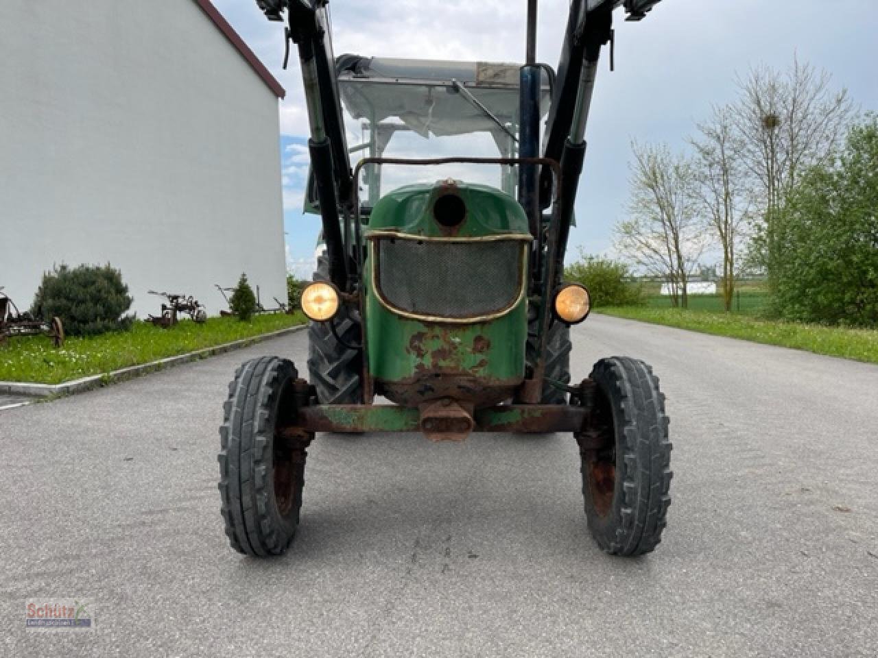 Traktor van het type Deutz-Fahr D 4005 Frontlader Kleintraktor Deutz, Gebrauchtmaschine in Schierling (Foto 9)