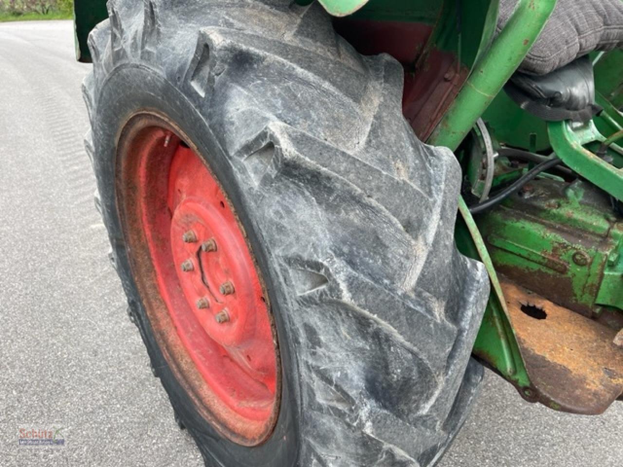 Traktor van het type Deutz-Fahr D 4005 Frontlader Kleintraktor Deutz, Gebrauchtmaschine in Schierling (Foto 15)