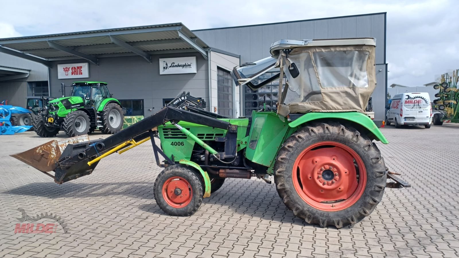 Traktor Türe ait Deutz-Fahr D 4006, Gebrauchtmaschine içinde Creußen (resim 2)