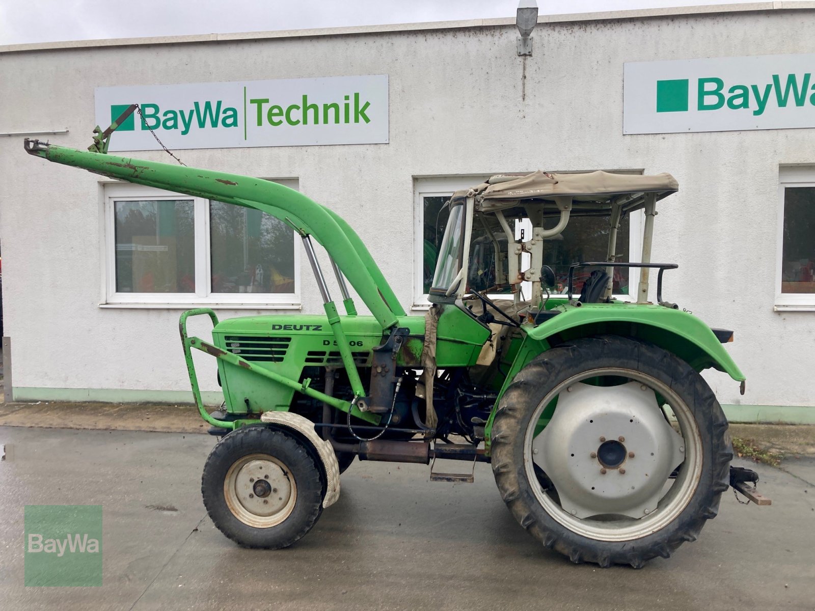 Traktor του τύπου Deutz-Fahr D 5006, Gebrauchtmaschine σε Straubing (Φωτογραφία 1)